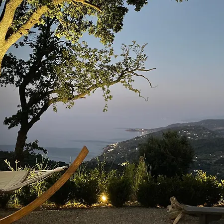 Andrea - Romantic Private Retreat Villa