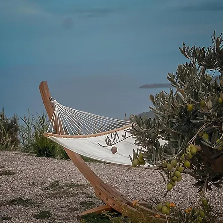 Andrea - Romantic Private Retreat Villa Cefalù