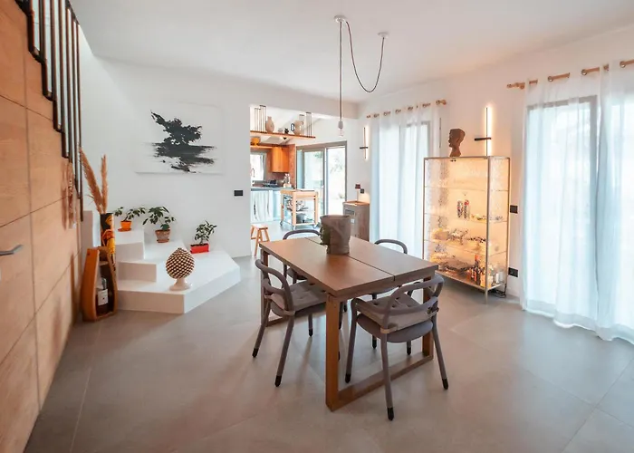 Andrea - Romantic Private Retreat Villa Cefalù