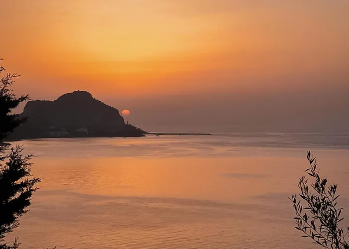 Andrea - Romantic Private Retreat Cefalù